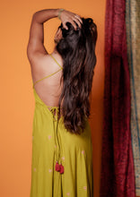 Cargar imagen en el visor de la galería, Vestido Amatista Bordado Verde