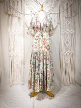 Cargar imagen en el visor de la galería, Vestido Jazmín Corto Crudo (S-M)