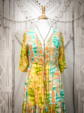 Cargar imagen en el visor de la galería, Vestido Jazmín Corto Sun (S-M)