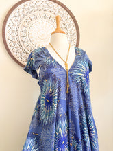 Cargar imagen en el visor de la galería, Vestido Ananda Margaritas (S-M)