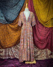 Cargar imagen en el visor de la galería, Vestido Jazmín Corto Gitano M-L
