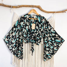 Cargar imagen en el visor de la galería, Top Kimono Flor Turquesa (estándar)
