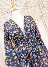 Cargar imagen en el visor de la galería, Vestido Jazmín Black Garden

