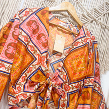 Cargar imagen en el visor de la galería, Top Kimono Naranja (estándar)
