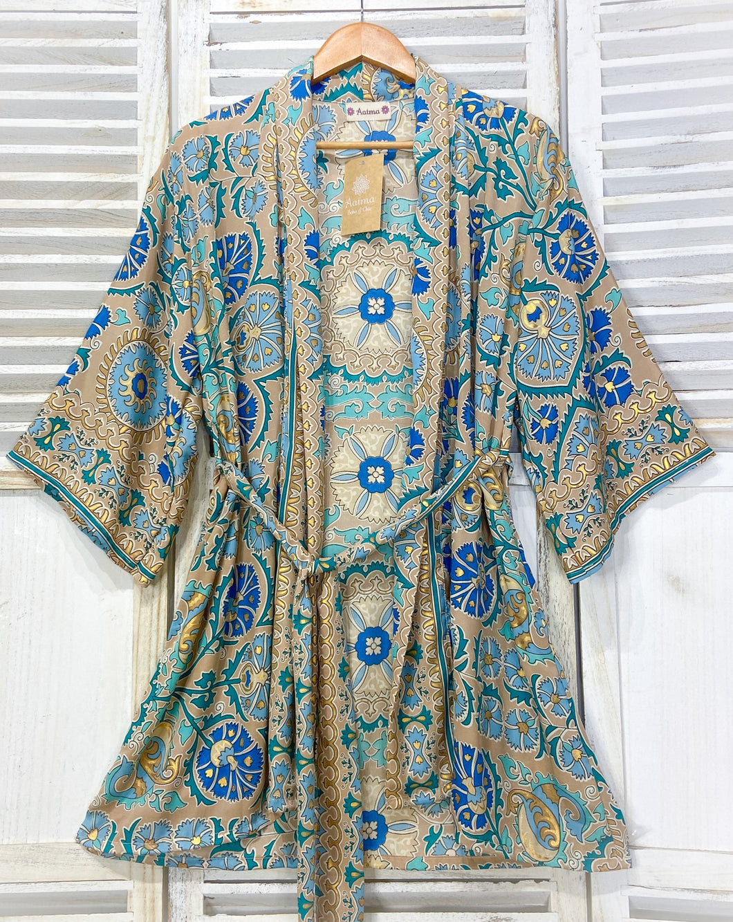 Kimono Rakhi Arena