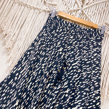 Cargar imagen en el visor de la galería, Pollera Boho Black Print (M-L)
