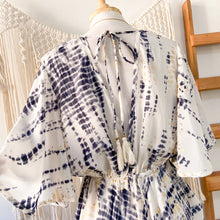 Cargar imagen en el visor de la galería, Vestido Alba Blue &amp; Gold Print, S-M

