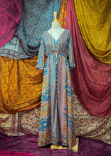 Cargar imagen en el visor de la galería, Vestido Jane Azul (M-L)
