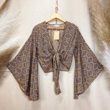 Cargar imagen en el visor de la galería, Top Kimono Mehendi Beige
