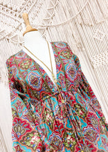 Cargar imagen en el visor de la galería, Vestido Jazmín Burdeo Top
