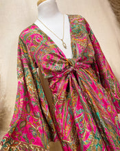 Cargar imagen en el visor de la galería, Vestido Pitta Fucsia
