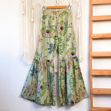 Cargar imagen en el visor de la galería, Palazzo Sirena Verde Flor (M)
