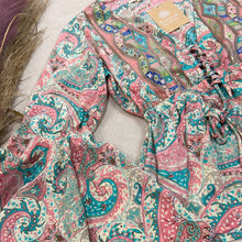 Cargar imagen en el visor de la galería, Blusa Gitana Rosa Coral (S-M)
