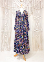 Cargar imagen en el visor de la galería, Vestido Jazmín Black Garden
