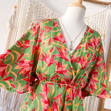 Cargar imagen en el visor de la galería, Vestido Alba Green Wild, S-M

