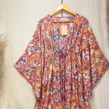 Cargar imagen en el visor de la galería, Kimono Kaftan Print Coral
