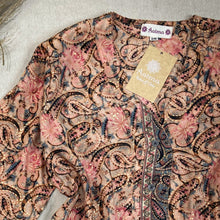 Cargar imagen en el visor de la galería, Blusa Luz Flor Dorada
