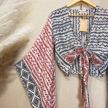 Cargar imagen en el visor de la galería, Top kimono Etnico I
