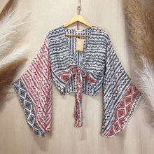 Cargar imagen en el visor de la galería, Top kimono Etnico I
