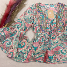 Cargar imagen en el visor de la galería, Blusa Gitana Rosa Coral (S-M)
