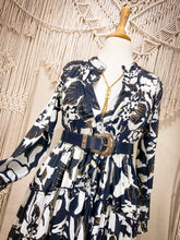Cargar imagen en el visor de la galería, Vestido Alma Flor Gold (S-M)
