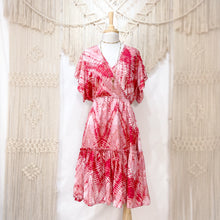 Cargar imagen en el visor de la galería, Vestido Midi Rosa Print, M-L
