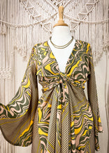 Cargar imagen en el visor de la galería, Vestido Pitta Olivo (M-L)
