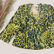 Cargar imagen en el visor de la galería, Blusa Luz Print Amarillo
