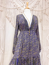 Cargar imagen en el visor de la galería, Vestido Jazmín Azul (M-L)
