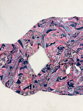 Cargar imagen en el visor de la galería, Blusa Gitana Blue Pink (M-L)

