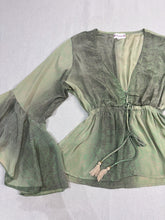 Cargar imagen en el visor de la galería, Blusa Gitana Oliva (S-M)
