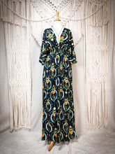 Cargar imagen en el visor de la galería, Vestido Anís Negro Flor (estándar)
