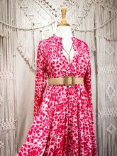 Cargar imagen en el visor de la galería, Vestido Alma Animal Print (M-L)
