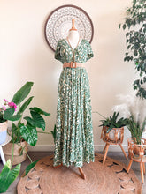 Cargar imagen en el visor de la galería, Vestido Ananda Green (S-M)
