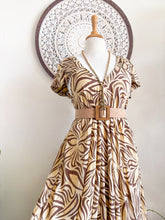 Cargar imagen en el visor de la galería, Vestido Ananda Beige (S-M)
