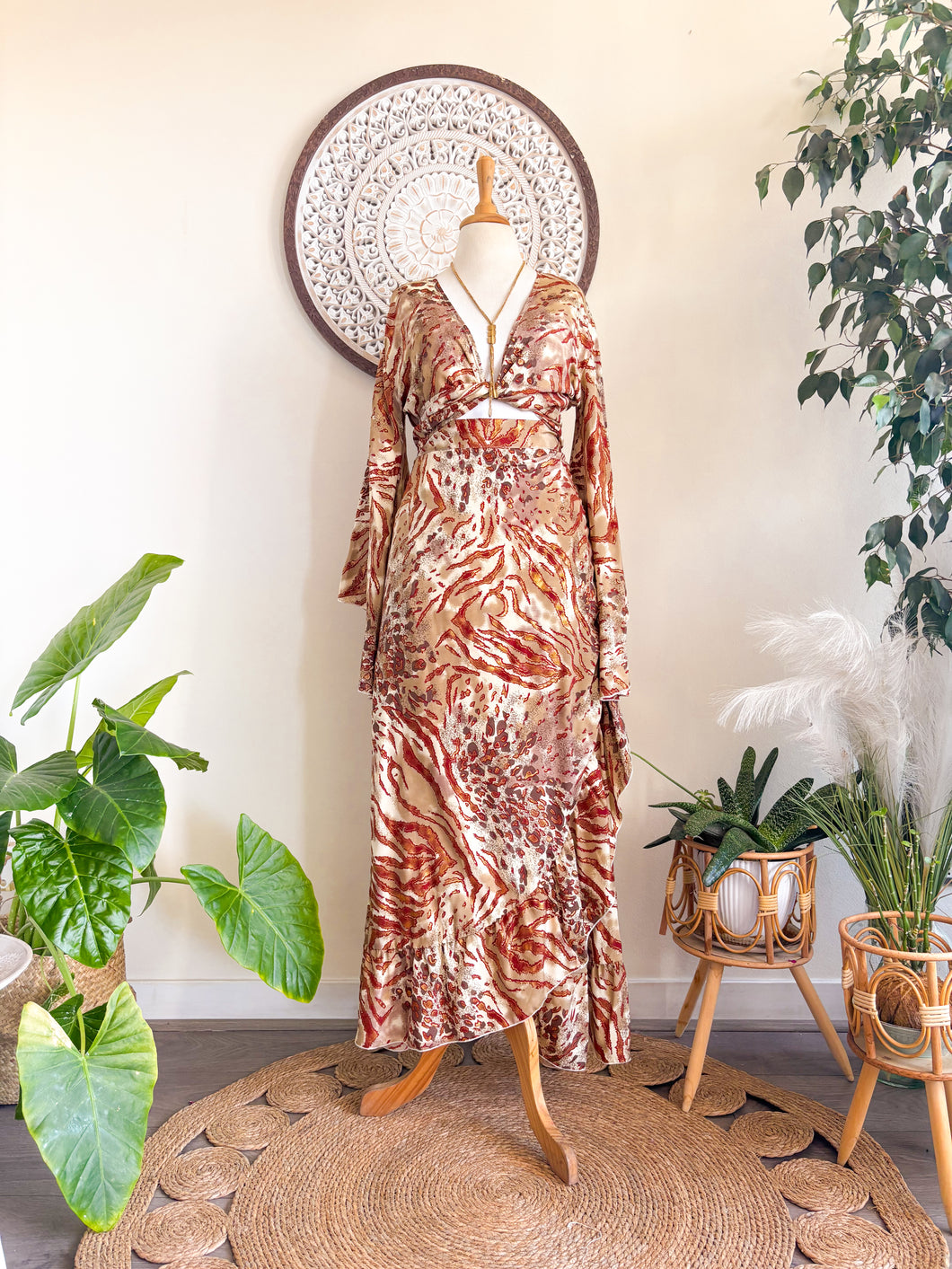 Conjunto Goa Red Gold