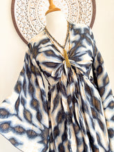 Cargar imagen en el visor de la galería, Kimono Tribu Black Gold
