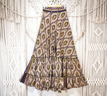 Cargar imagen en el visor de la galería, Pollera Boho Gold (S-M)
