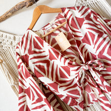 Cargar imagen en el visor de la galería, Top Kimono Red
