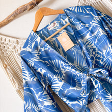 Cargar imagen en el visor de la galería, Top Kimono Tropical Blue
