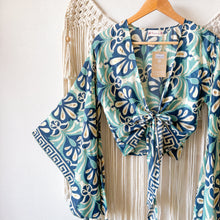 Cargar imagen en el visor de la galería, Top Kimono Lisboa
