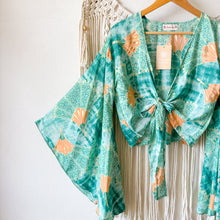 Cargar imagen en el visor de la galería, Top Kimono Verde Agua
