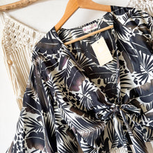 Cargar imagen en el visor de la galería, Top Kimono Hojas
