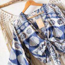 Cargar imagen en el visor de la galería, Top Kimono Mar
