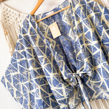 Cargar imagen en el visor de la galería, Top Mumbai Azulado
