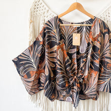 Cargar imagen en el visor de la galería, Top Mumbai Black Orange
