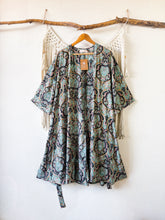 Cargar imagen en el visor de la galería, Kimono Amber Mehendi
