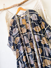 Cargar imagen en el visor de la galería, Kimono Amber Oriental
