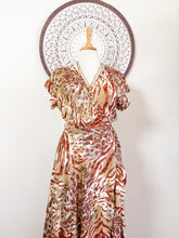 Cargar imagen en el visor de la galería, Vestido Tiana Red Print (S-M)
