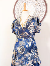 Cargar imagen en el visor de la galería, Vestido Tiana Black (S-M)
